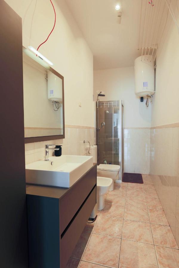 Casa Saffi Apartment Ливорно Екстериор снимка